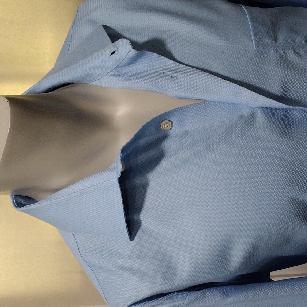 Pronto Uomo mens light blue cotton shirt. Neck 17.5 x 34/35 long